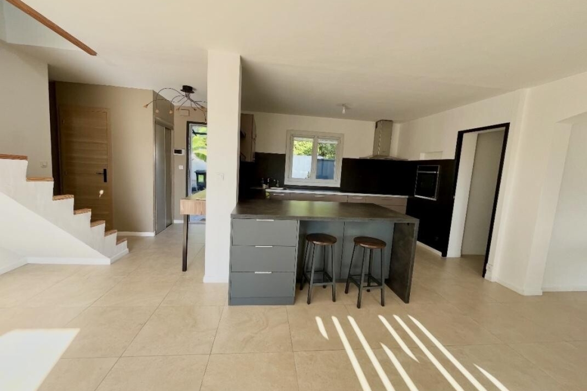 Maison de luxe à vendre à Sainte-Maxime, 799 000 €, Photo 6