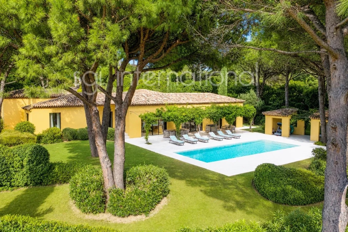 Maison de luxe à vendre à Saint-Tropez, 6 900 000 €, Photo 1