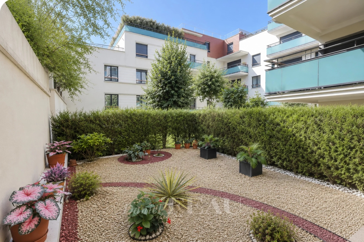 Appartement de luxe à louer à Saint-Cloud, 2 800 €, Photo 1