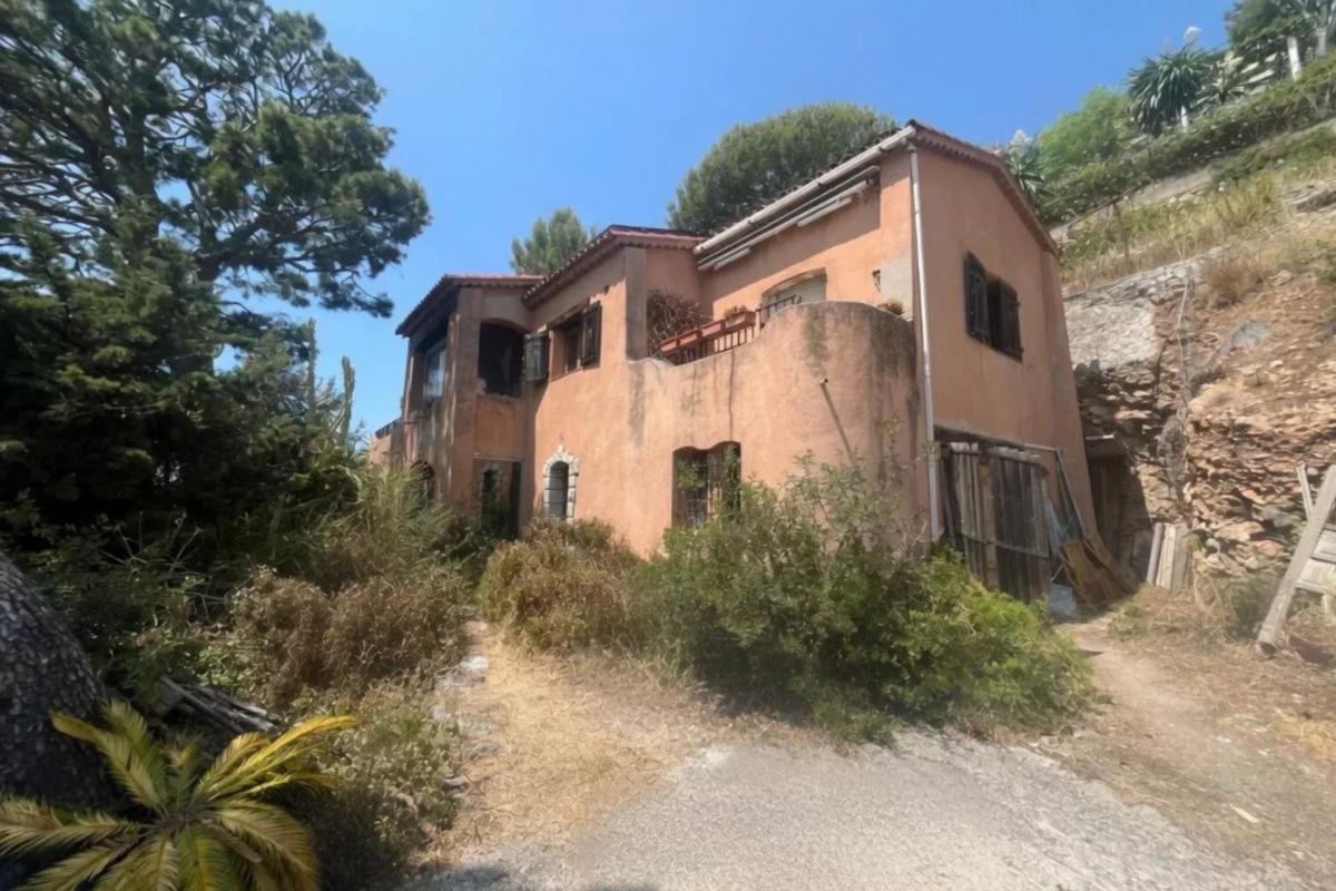 Luxury House for sale in Èze, 2 700 000 €, Photo 2