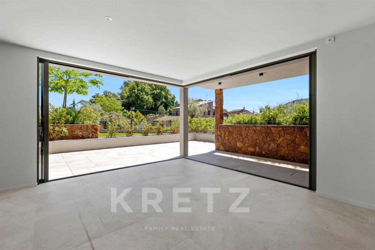 Luxury Apartment for sale in Les Adrets de l'Esterel, 925 000 €, Photo 3