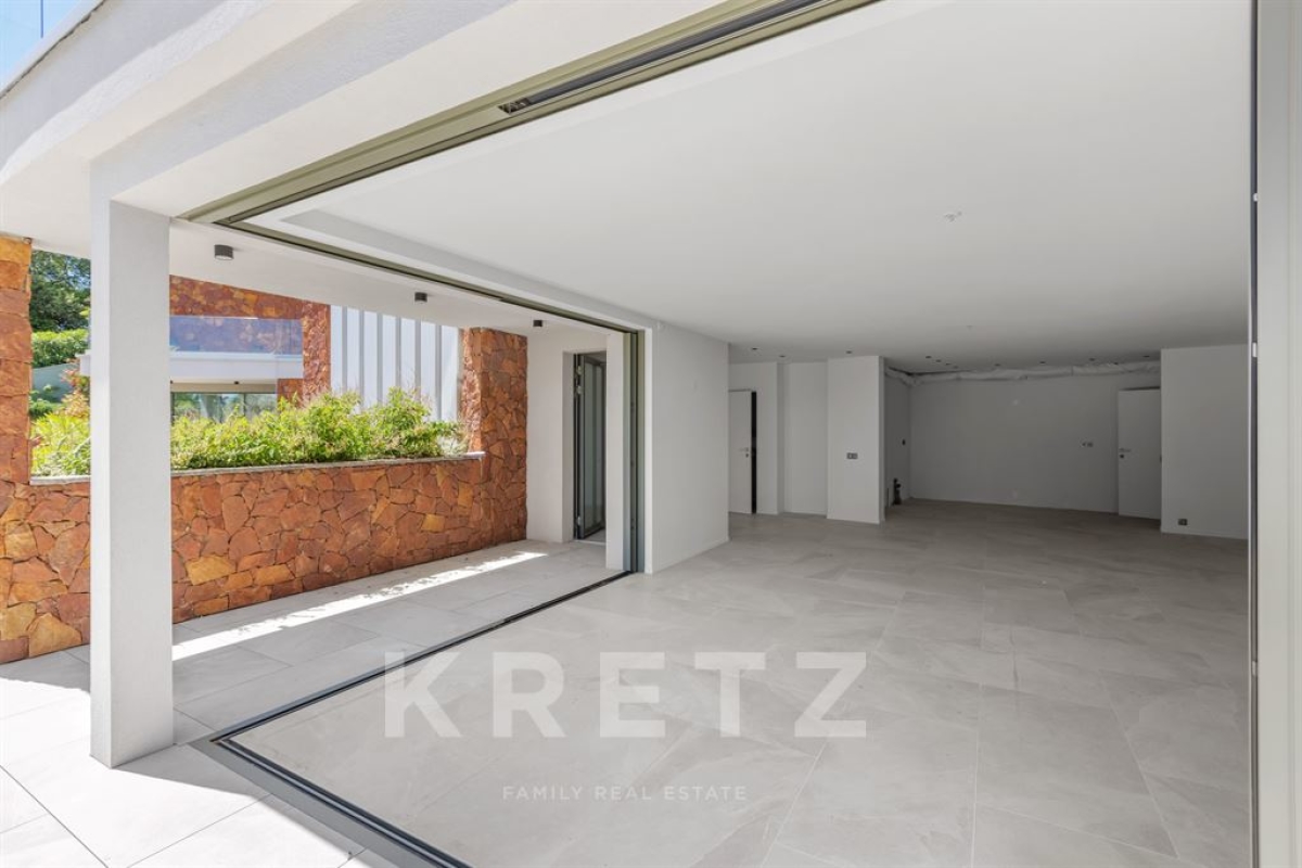 Luxury Apartment for sale in Les Adrets de l'Esterel, 925 000 €, Photo 4