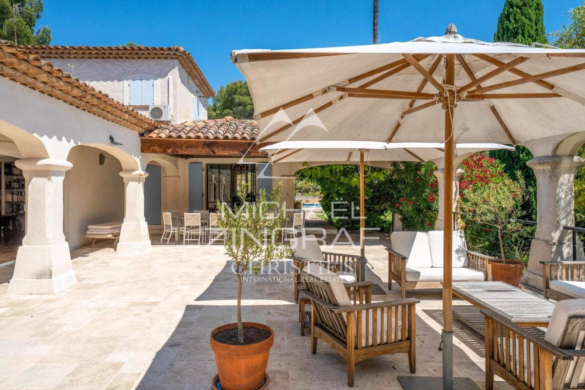 Maison de luxe à vendre à Saint-Cyr-sur-Mer, 2 190 000 €, Photo 5