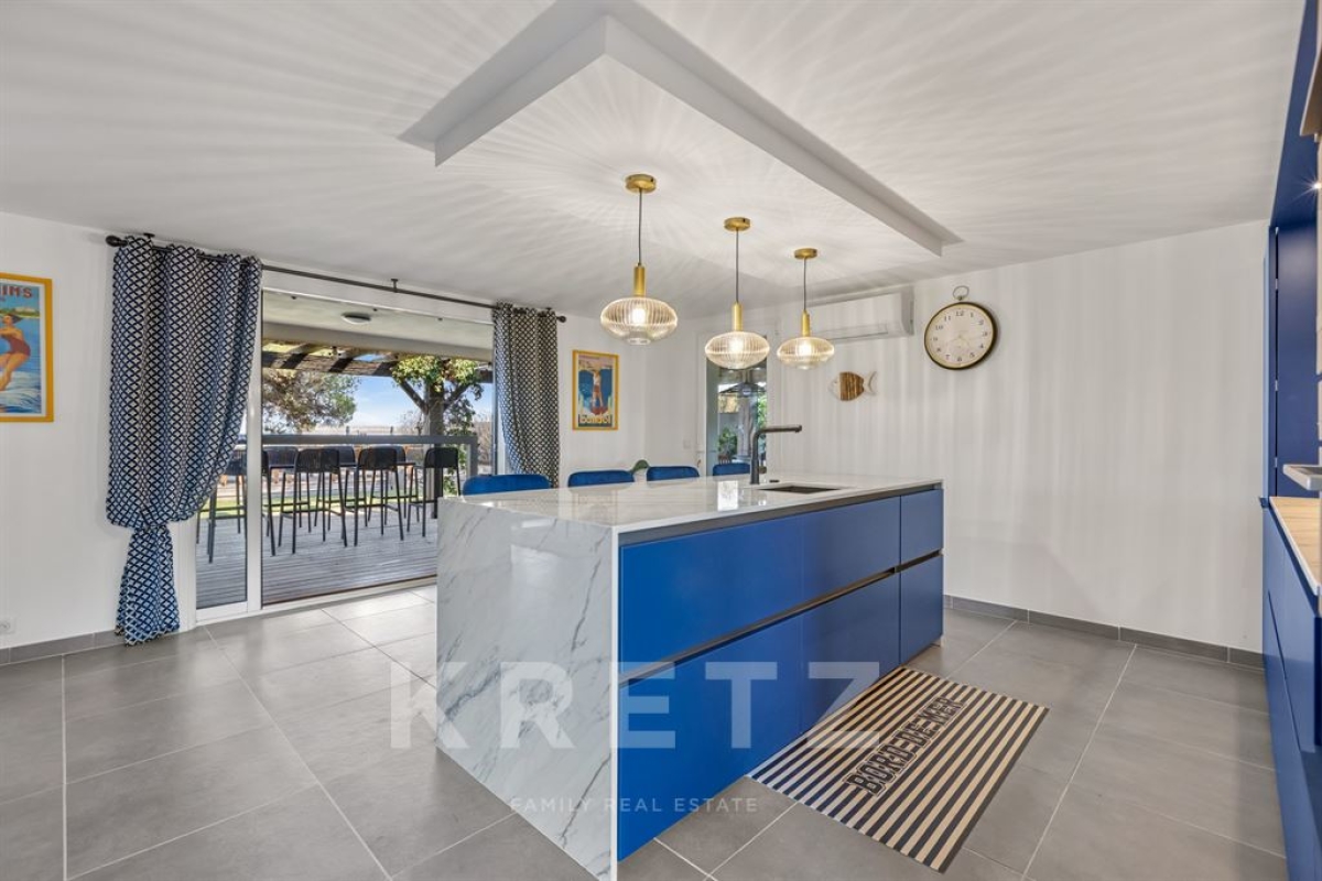 Maison de luxe à vendre à Cavalaire-sur-Mer, 4 650 000 €, Photo 7