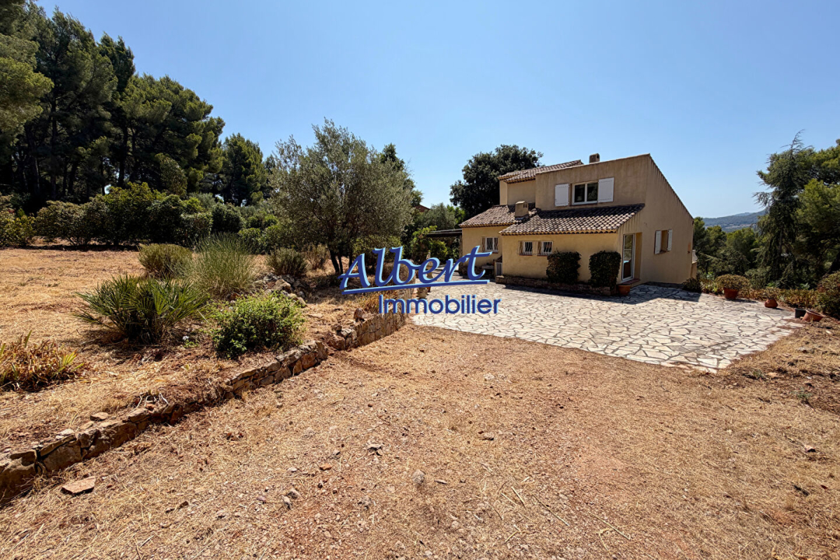 Maison de luxe à vendre à Ollioules, 897 000 €, Photo 1