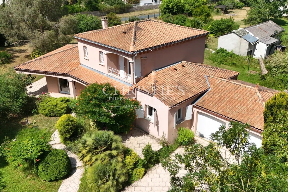 Luxury House for sale in Saint-Georges-de-Didonne, 649 000 €, Photo 1