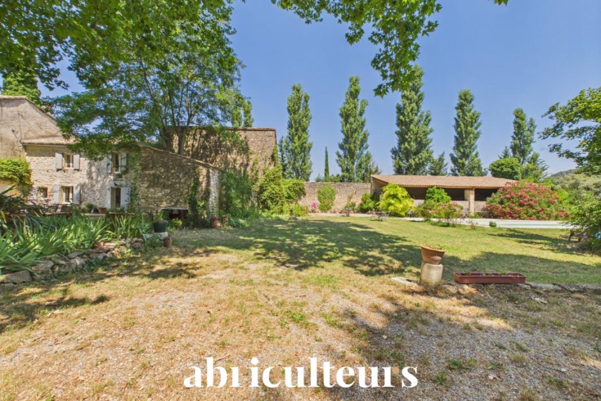 Maison de luxe à vendre à Orgon, 745 200 €, Photo 1