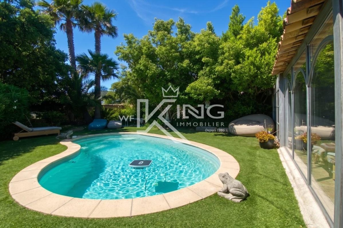 Maison de luxe à vendre à Sainte-Maxime, 895 000 €, Photo 3