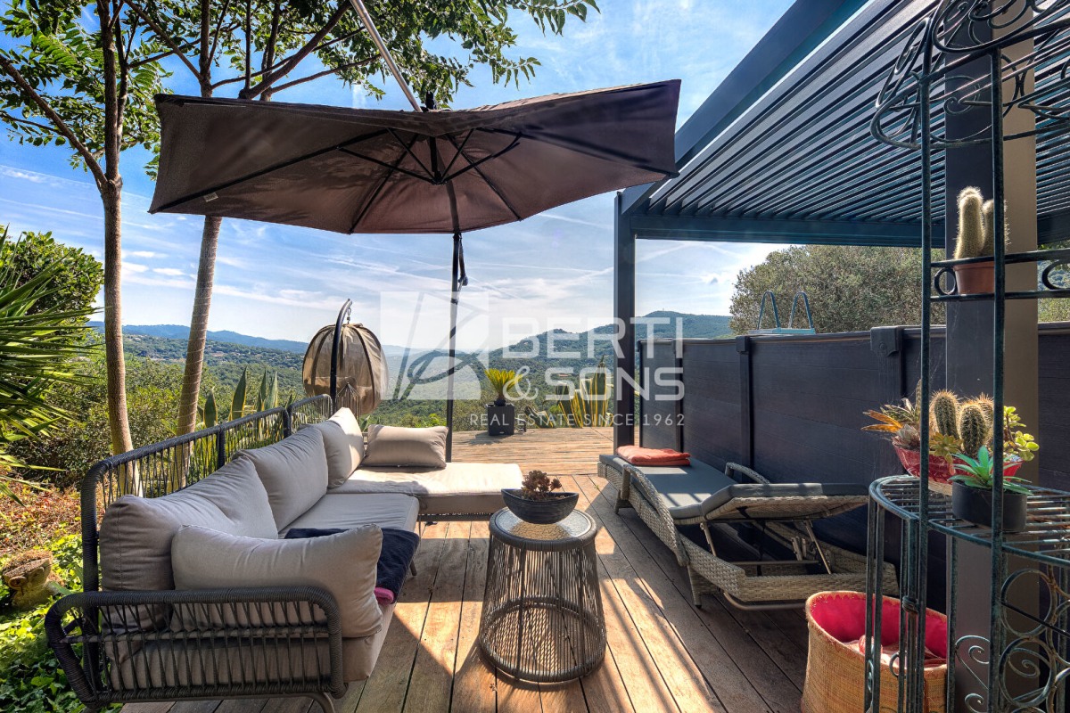 Maison de luxe à vendre à Les Adrets de l'Esterel, 650 000 €, Photo 3