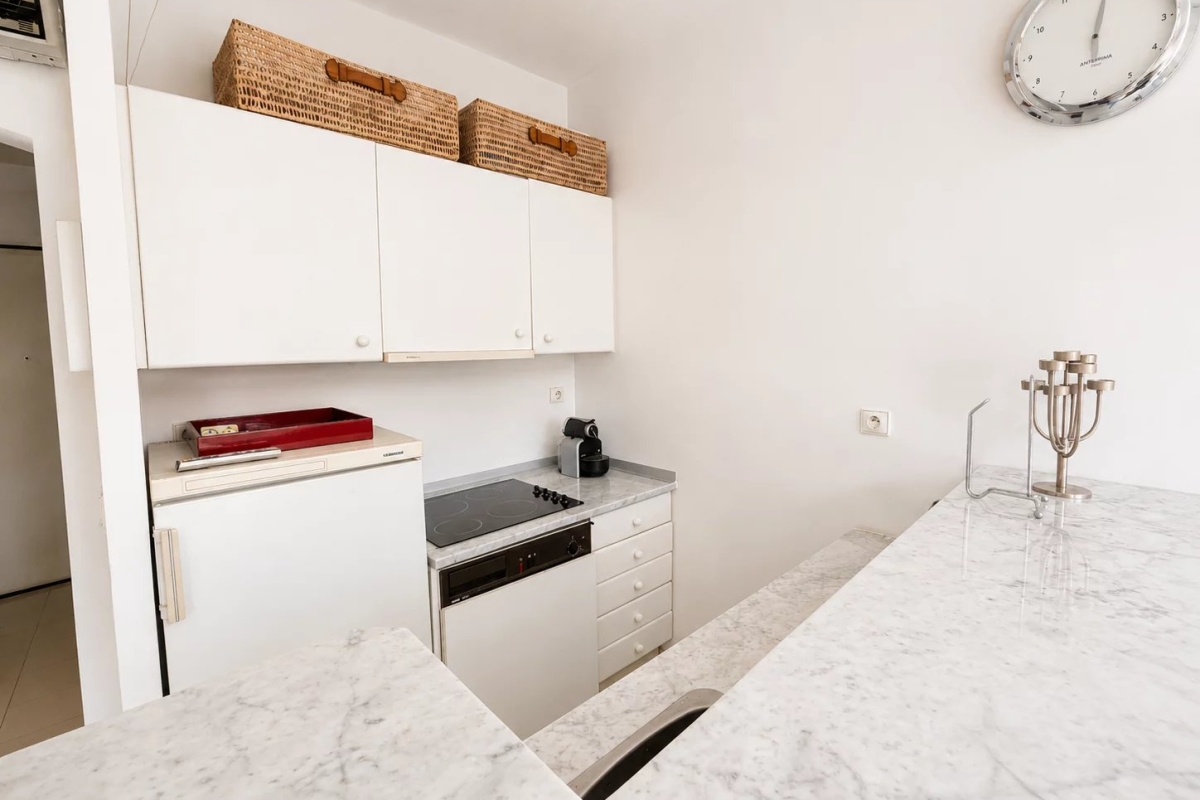 Appartement de luxe à vendre à Saint-Tropez, 670 000 €, Photo 4