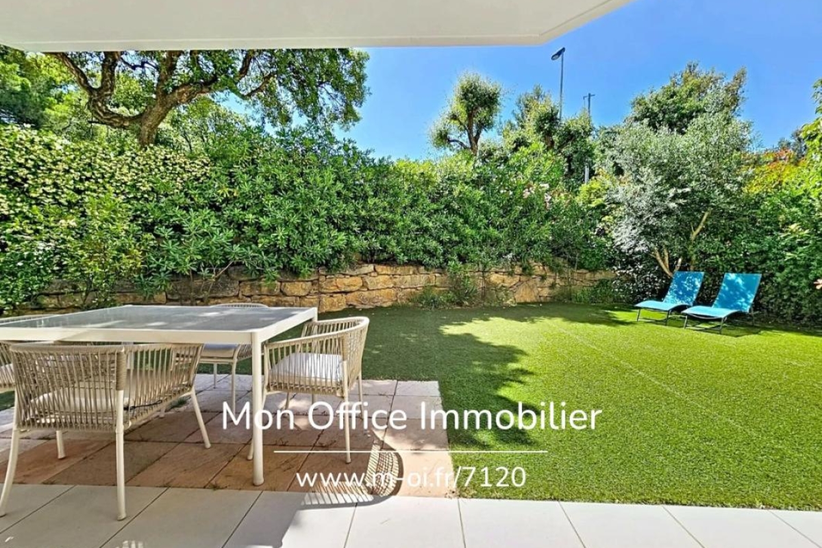 Appartement de luxe à vendre à Cavalaire-sur-Mer, 450 000 €, Photo 5