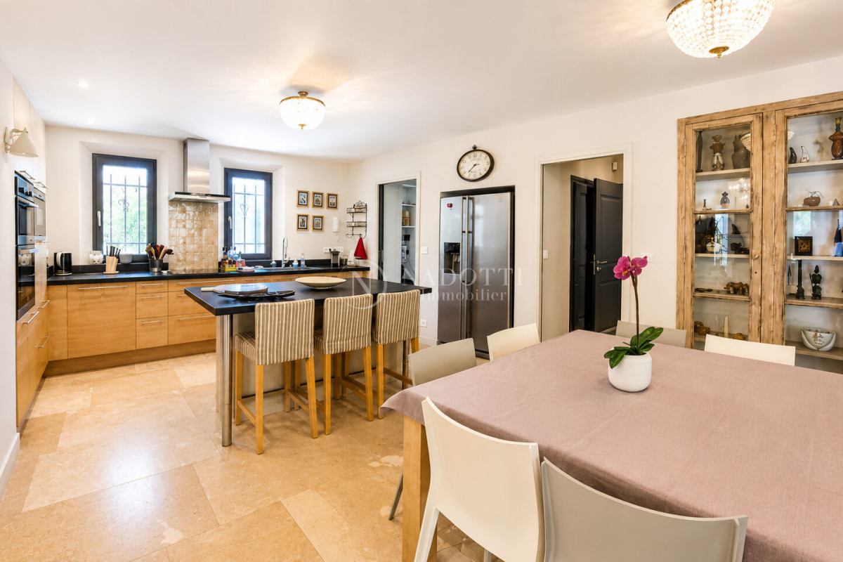 Maison de luxe à vendre à Lourmarin, 1 350 000 €, Photo 5