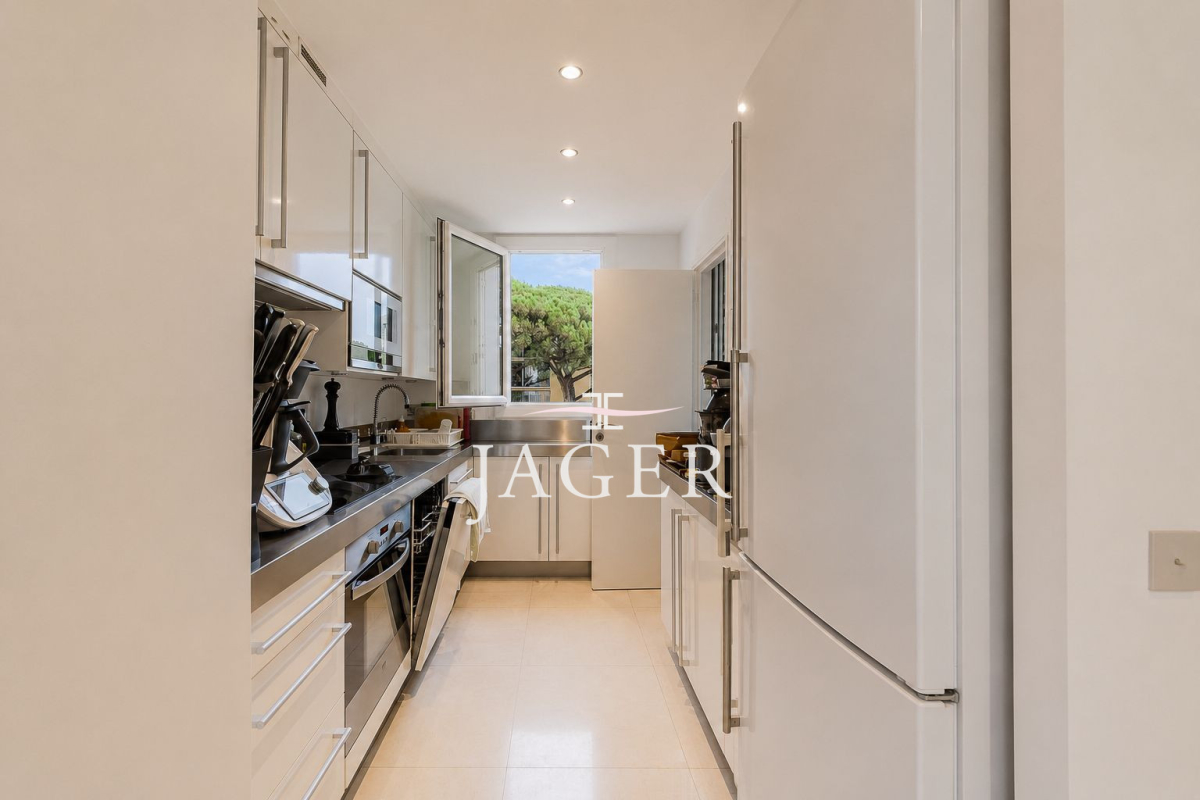 Appartement de luxe à vendre à Saint-Tropez, 1 100 000 €, Photo 5