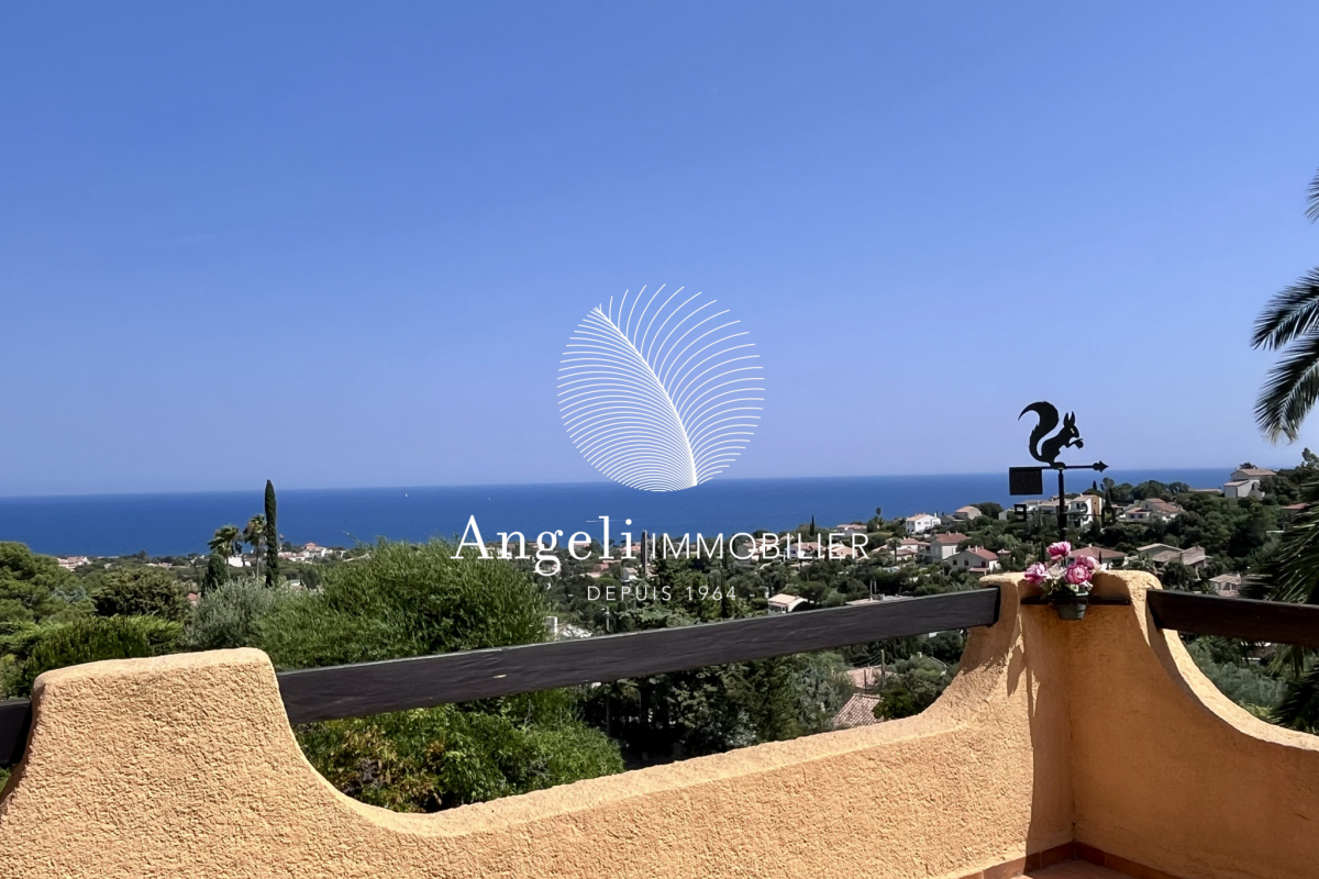 Maison de luxe à vendre à Fréjus, 950 000 €, Photo 5