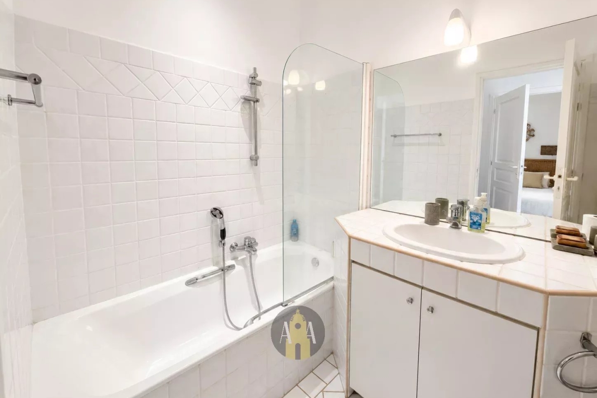 Luxury Apartment for sale in Saint-Tropez, 645 000 €, Photo 6