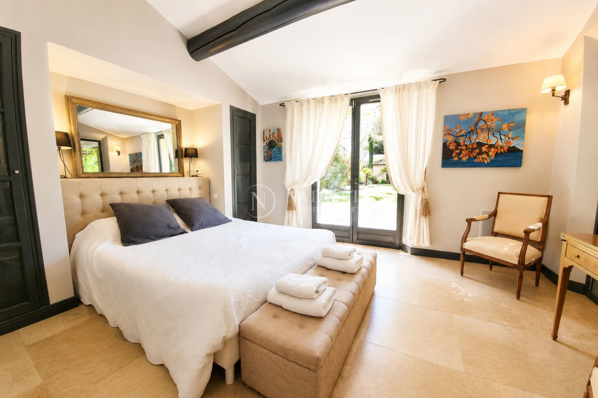 Maison de luxe à vendre à Lourmarin, 1 350 000 €, Photo 7