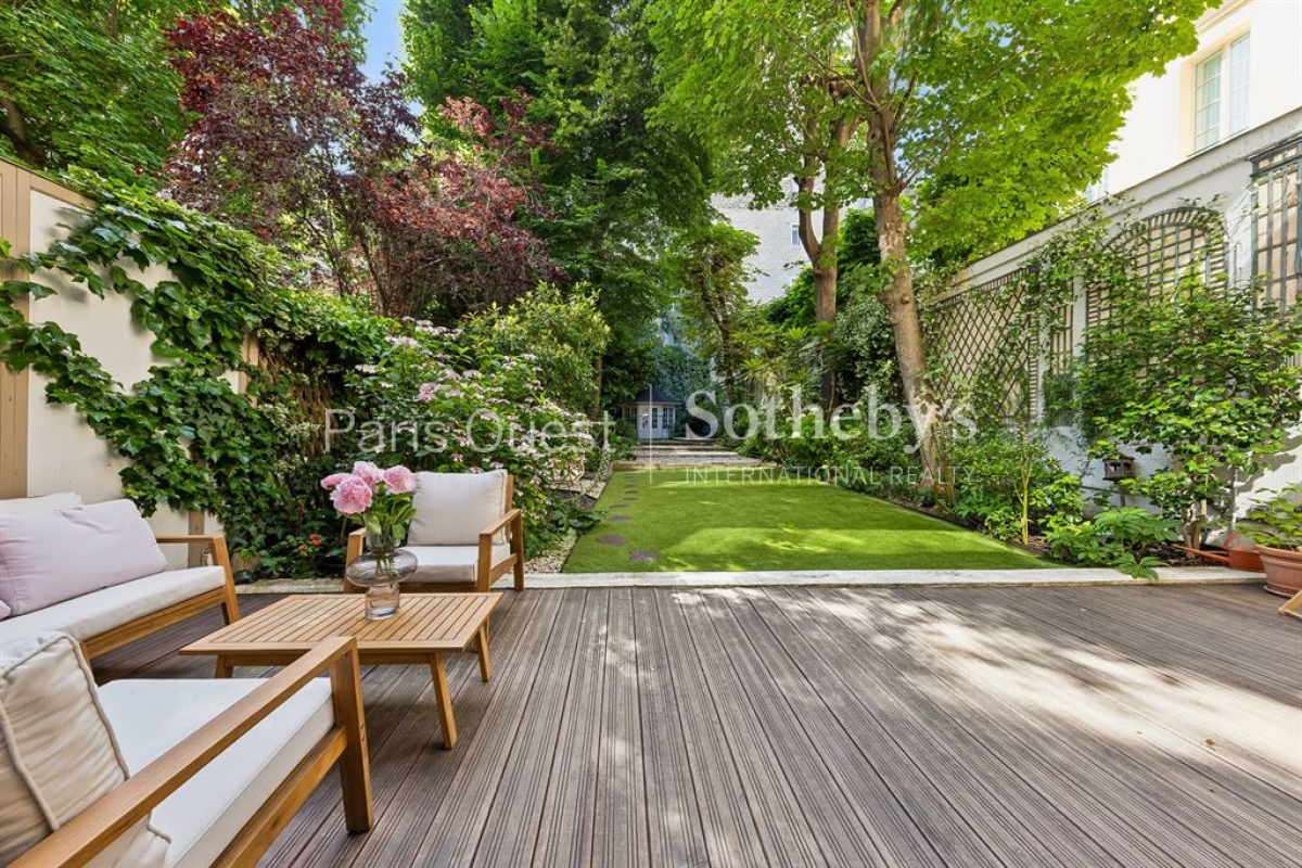 Luxury Apartment for rental in Paris 16ème, 9 800 €, Photo 1