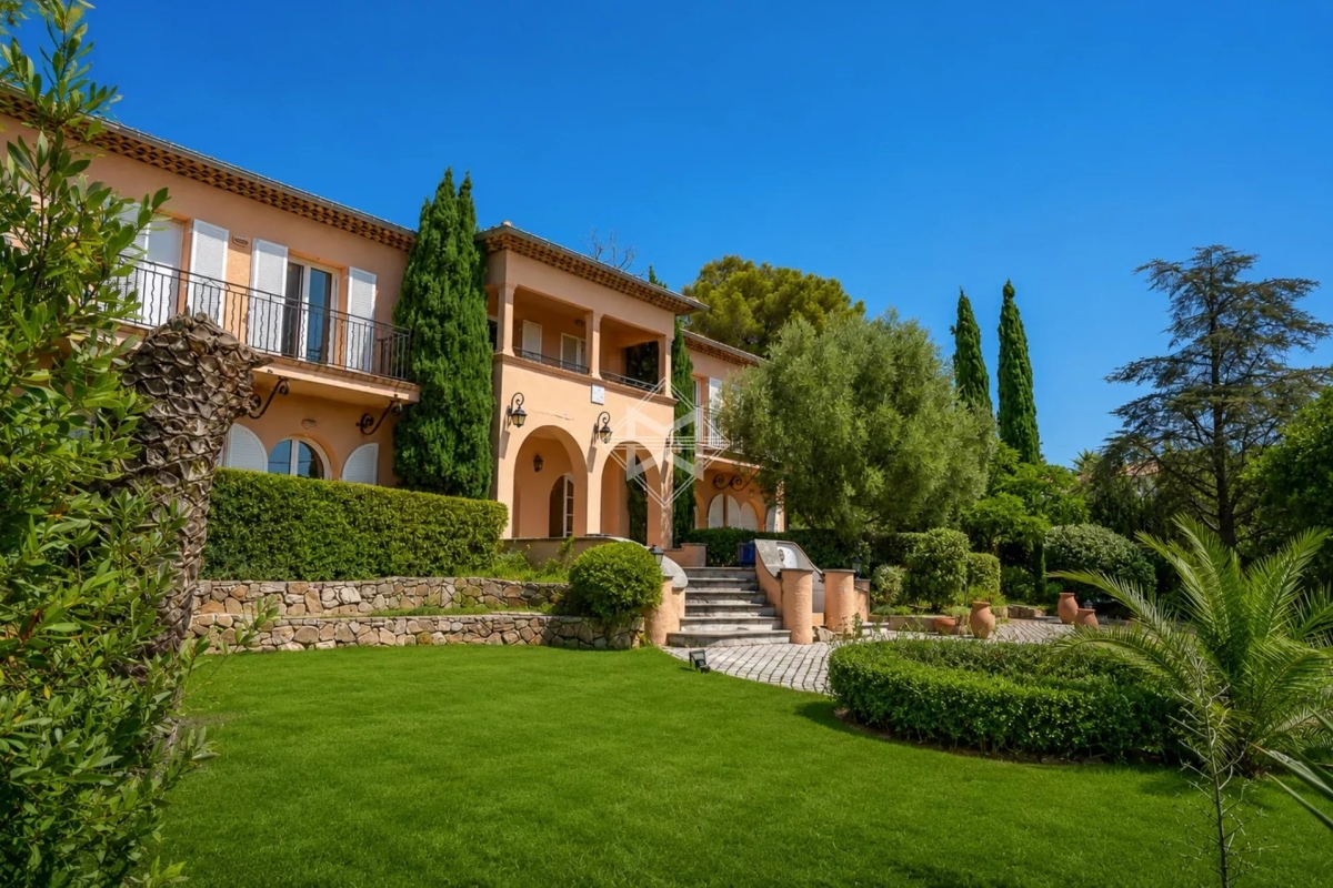 Maison de luxe à vendre à Roquebrune-sur-Argens, 3 565 000 €, Photo 1