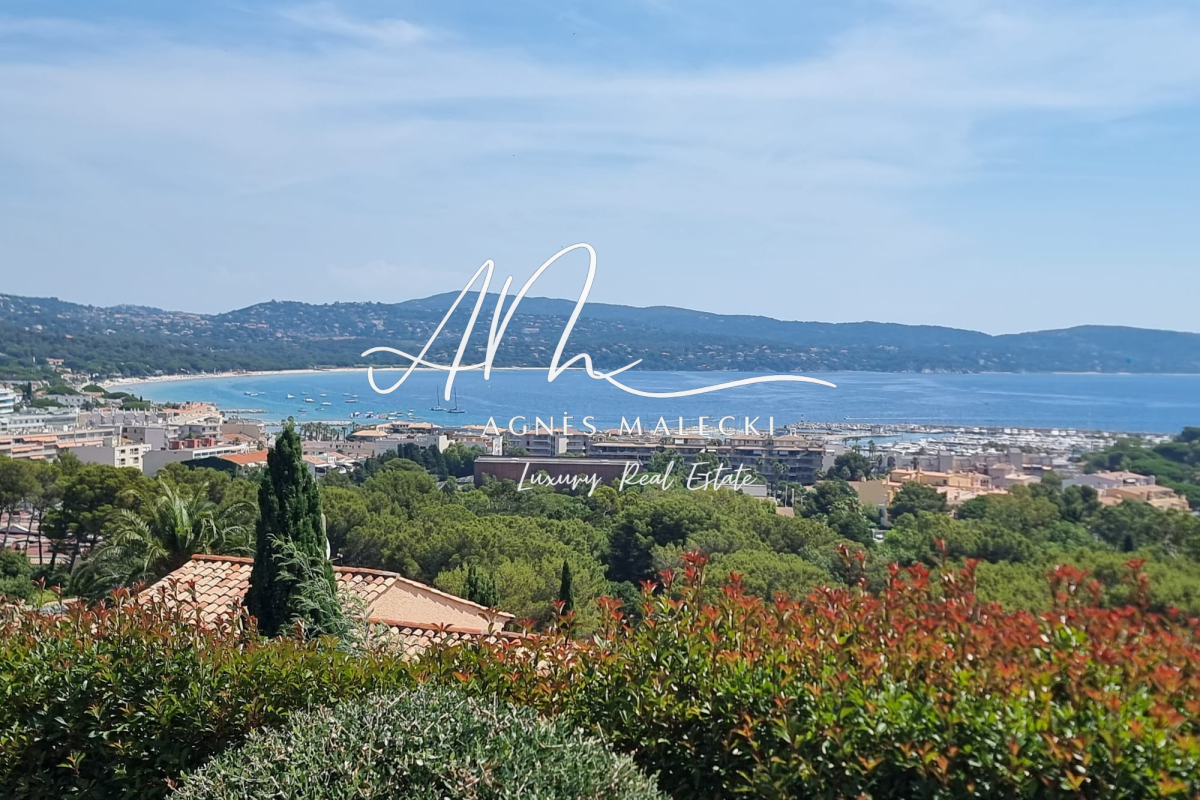 Maison de luxe à vendre à Cavalaire-sur-Mer, 2 685 000 €, Photo 1