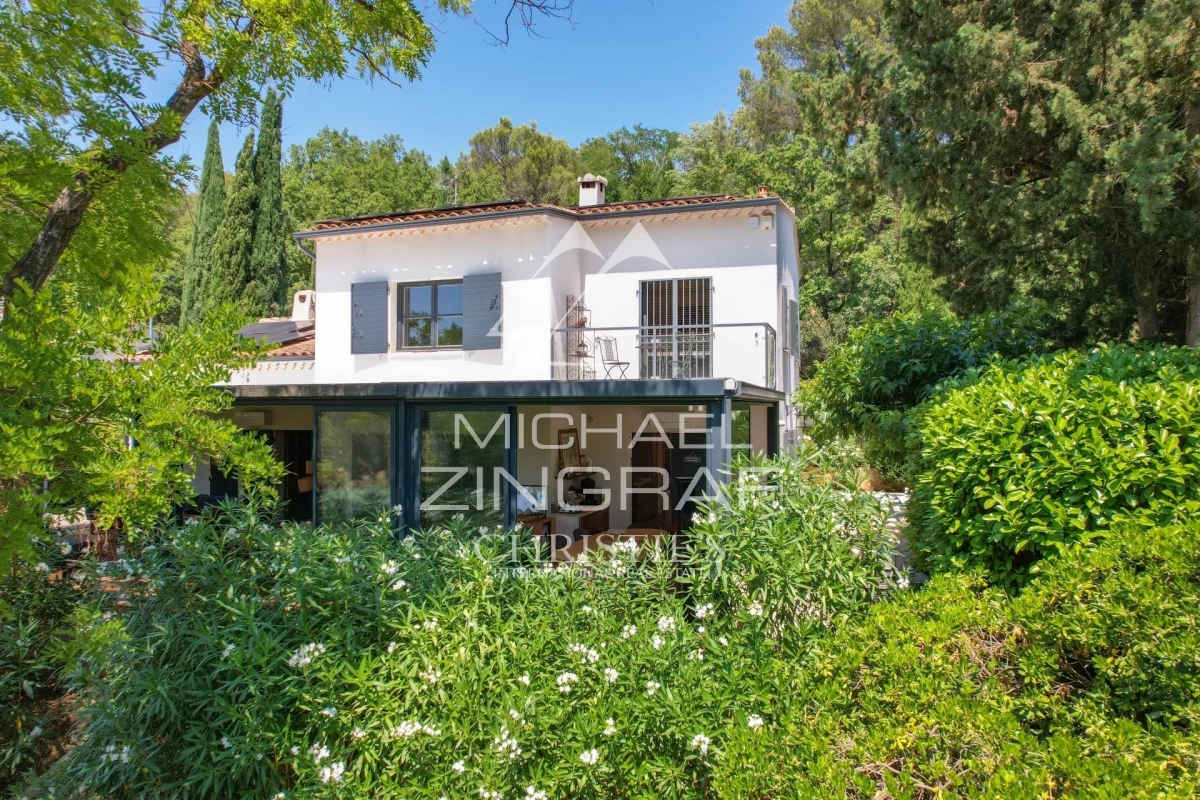 Maison de luxe à vendre à Aix-en-Provence, 2 150 000 €, Photo 2