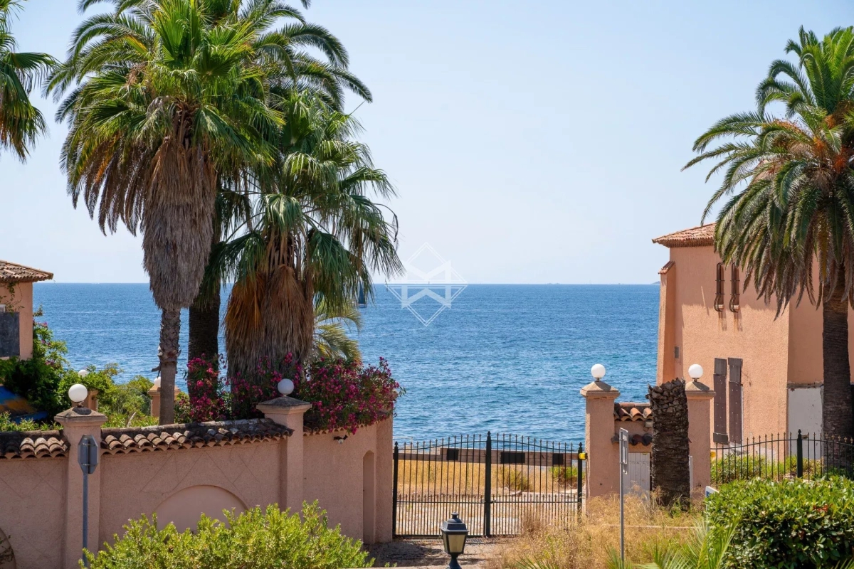 Maison de luxe à vendre à Roquebrune-sur-Argens, 3 565 000 €, Photo 2