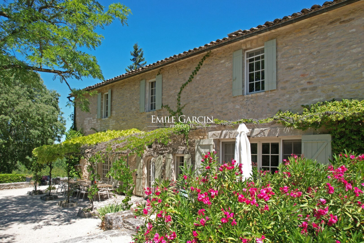 Maison de luxe à vendre à Ménerbes, 2 500 000 €, Photo 2