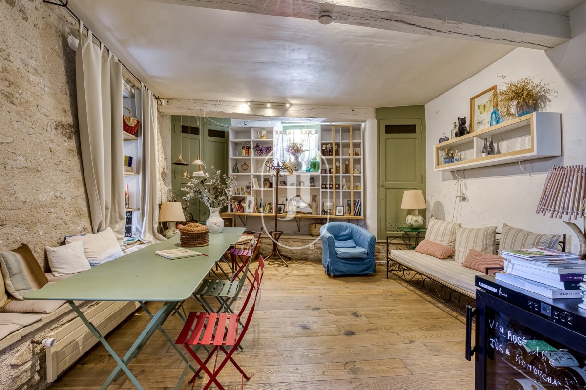 Maison de luxe à vendre à Saignon, 550 000 €, Photo 2