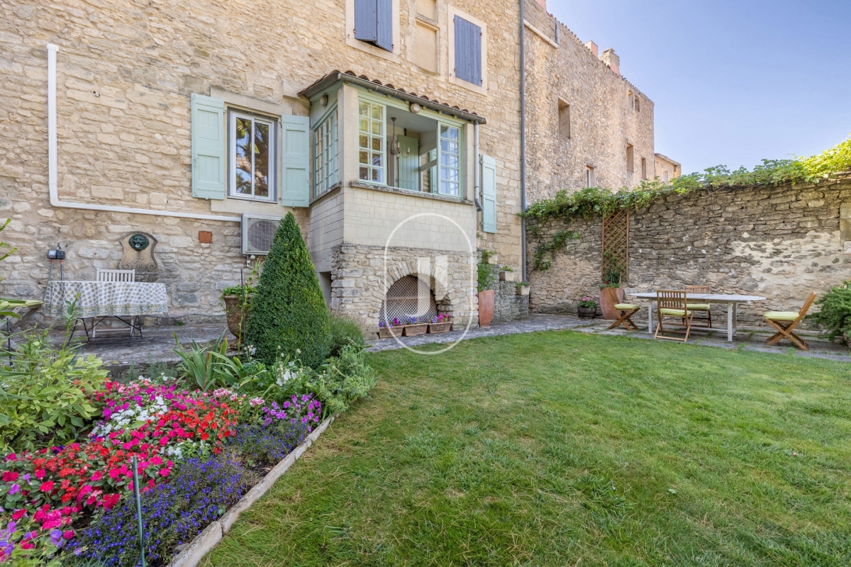 Luxury House for sale in Bonnieux, 475 000 €, Photo 2