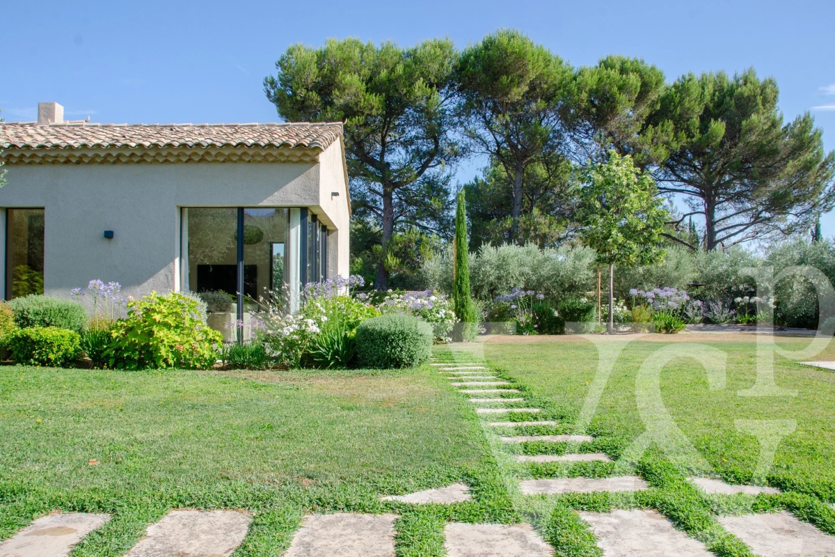 Luxury House for sale in Eygalières, 2 650 000 €, Photo 3
