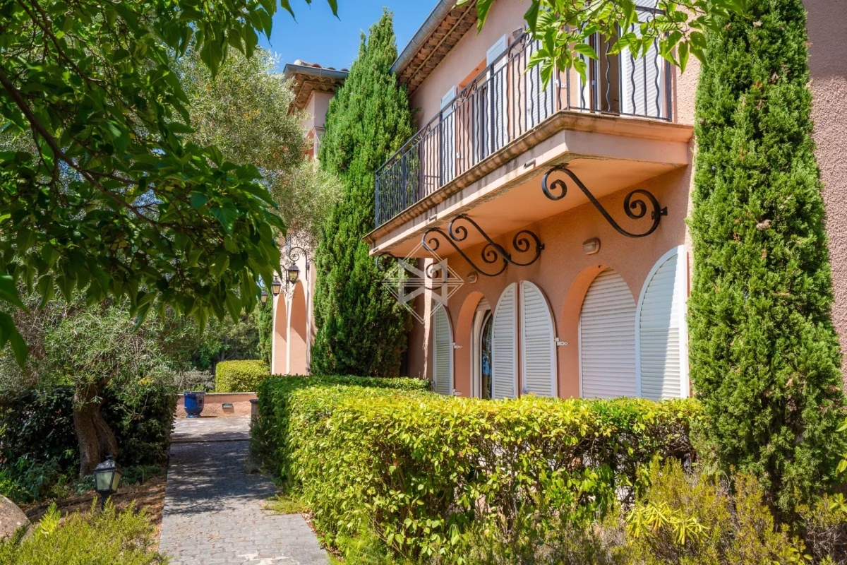 Maison de luxe à vendre à Roquebrune-sur-Argens, 3 565 000 €, Photo 3