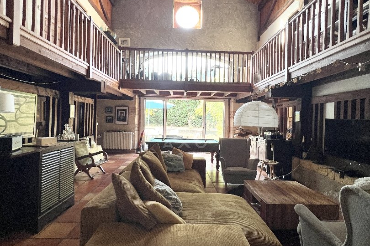 Maison de luxe à vendre à Sadirac, 549 000 €, Photo 3