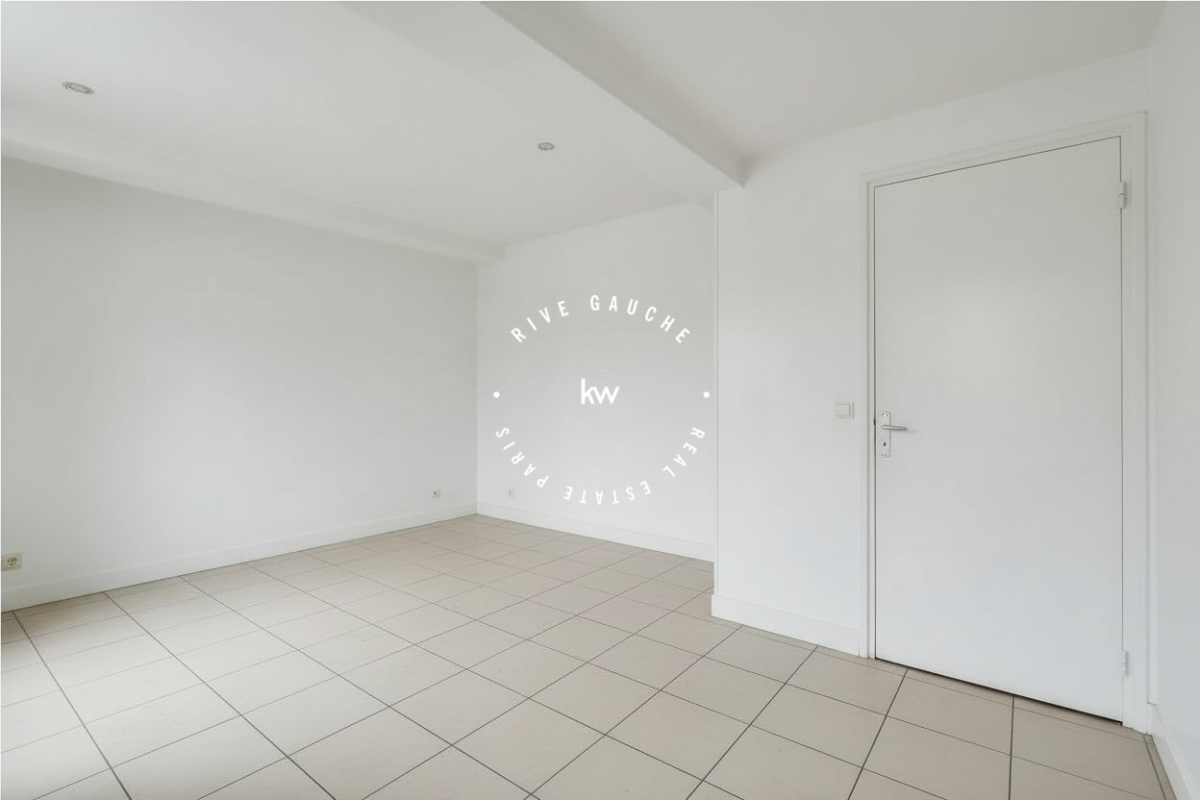 Appartement de luxe à vendre à Paris 18ème, 190 000 €, Photo 3