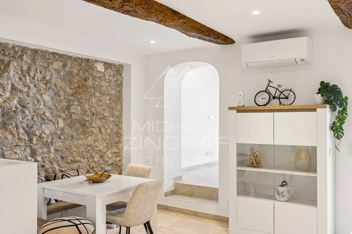 Luxury Apartment for sale in Antibes, 1 385 000 €, Photo 4