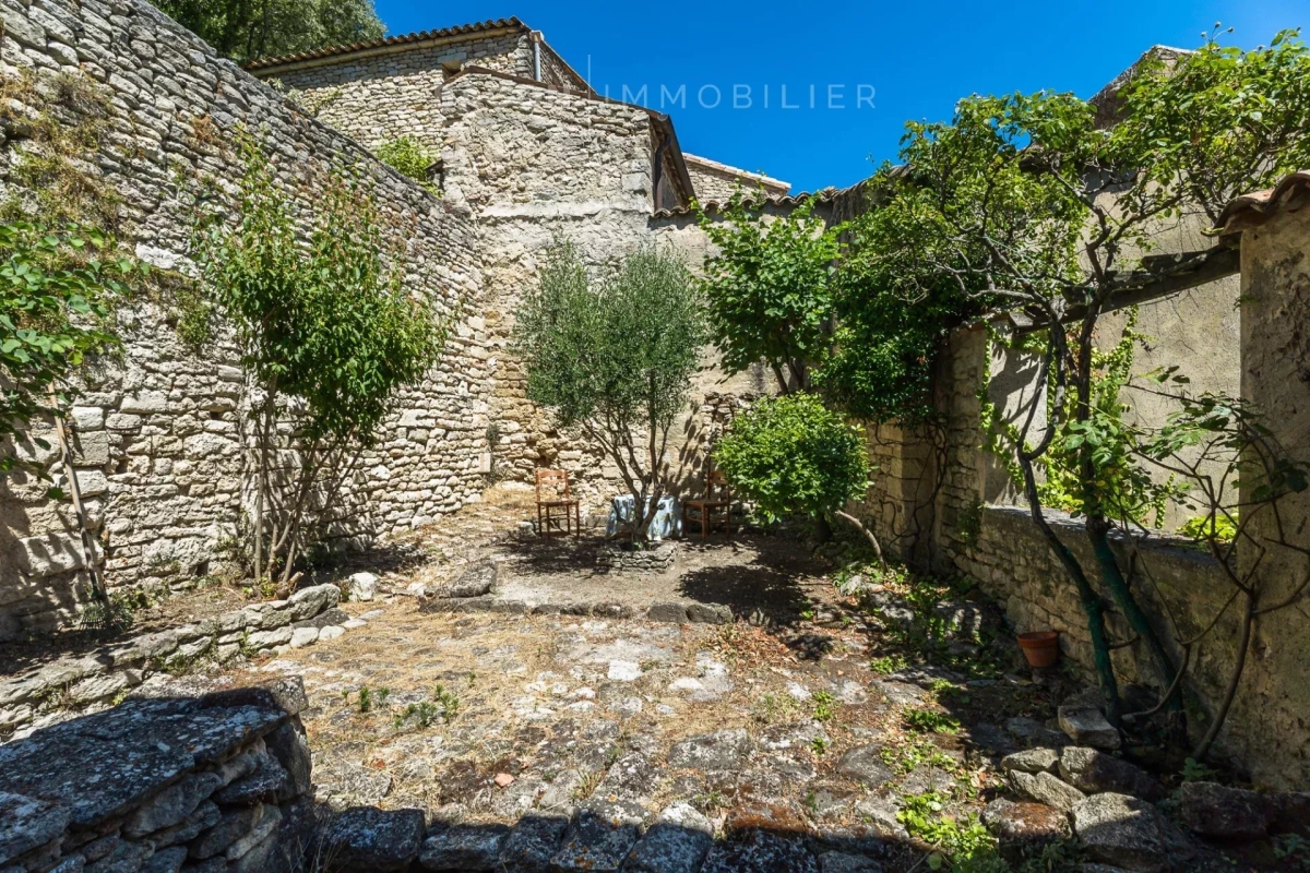 Luxury Apartment for sale in Bonnieux, 775 000 €, Photo 4