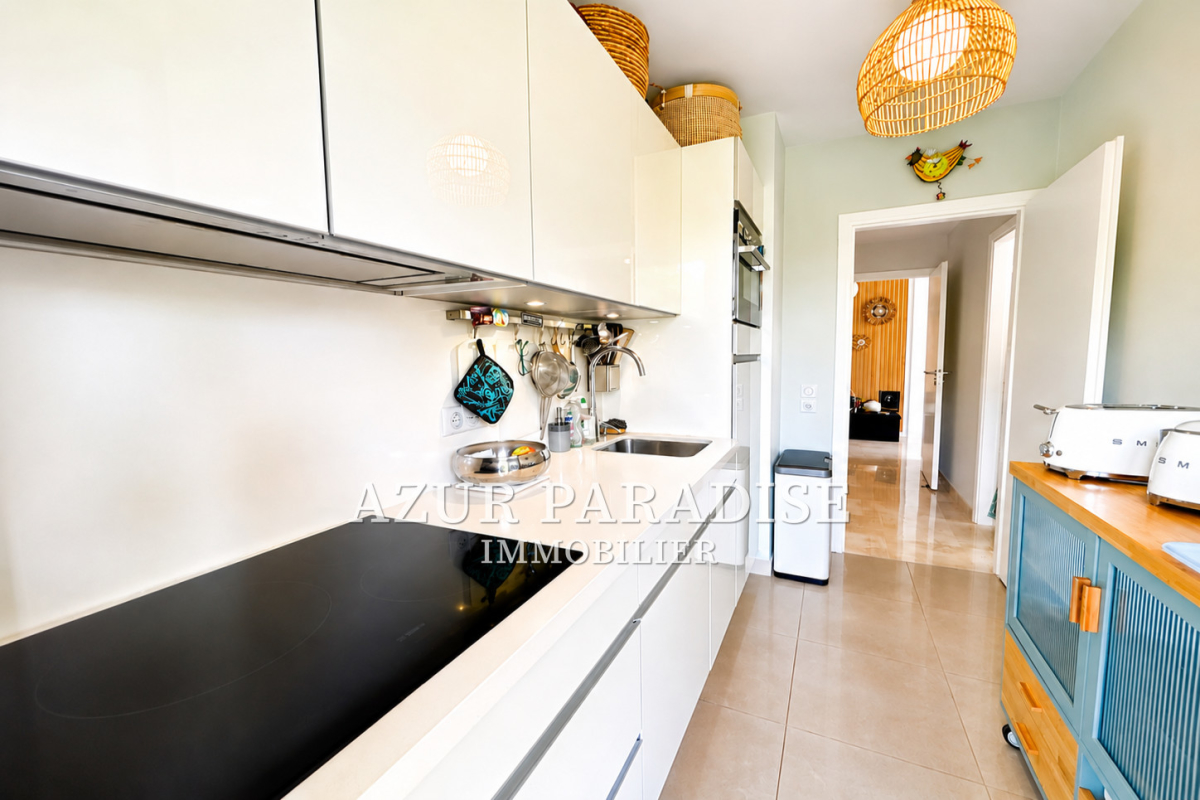 Luxury Apartment for sale in Cannes, 620 000 €, Photo 5