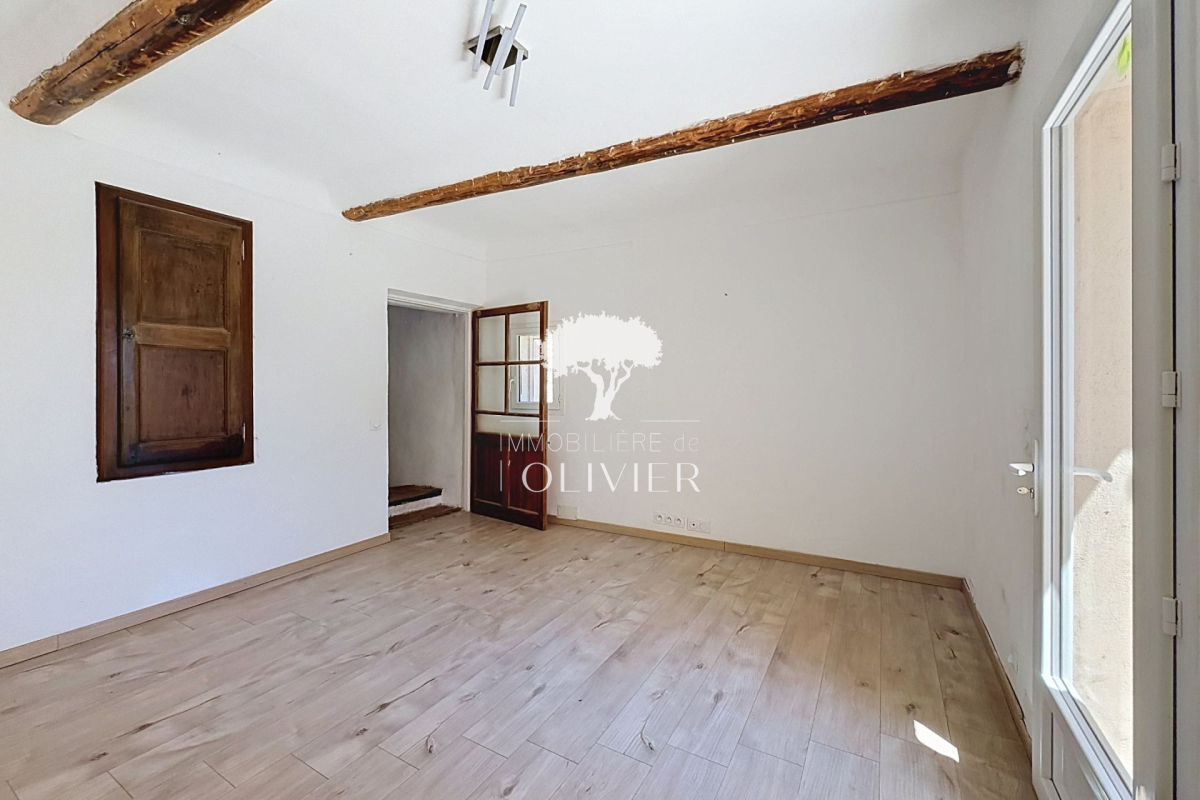 Luxury House for sale in Saint Saturnin les Apt, 585 000 €, Photo 5