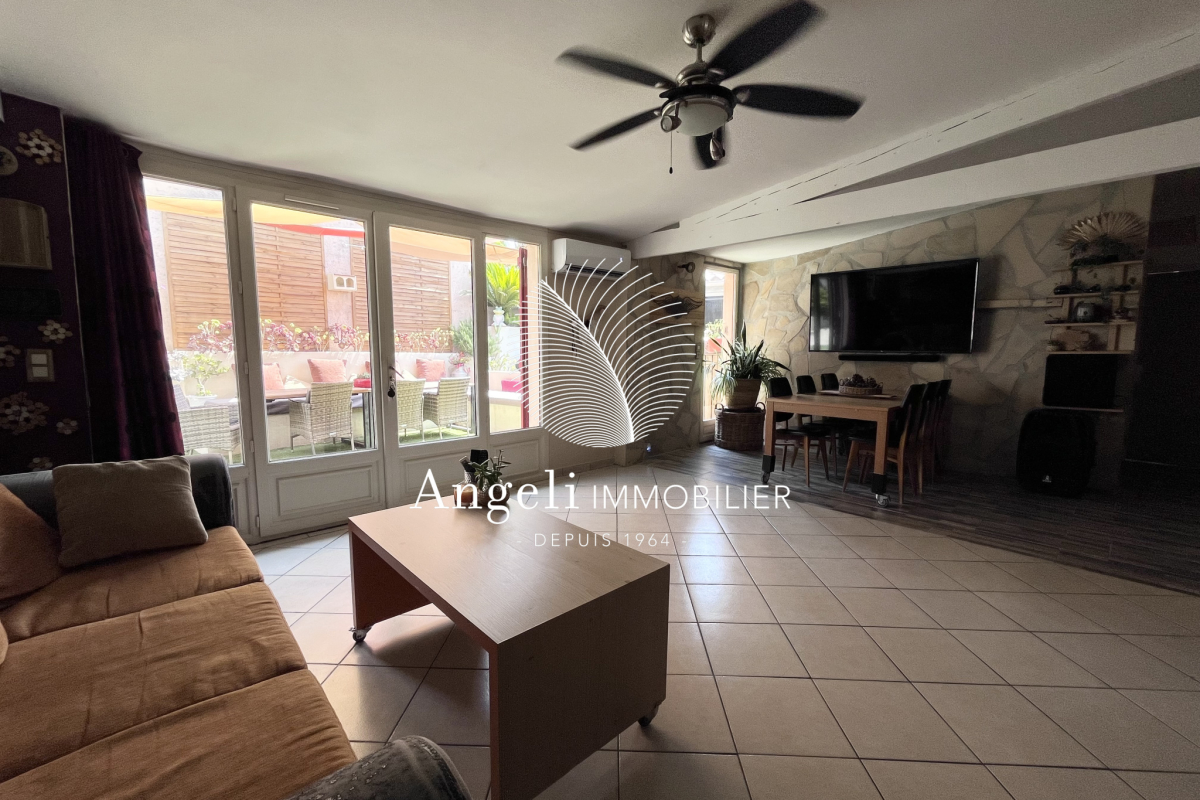Maison de luxe à vendre à Sainte-Maxime, 369 000 €, Photo 5