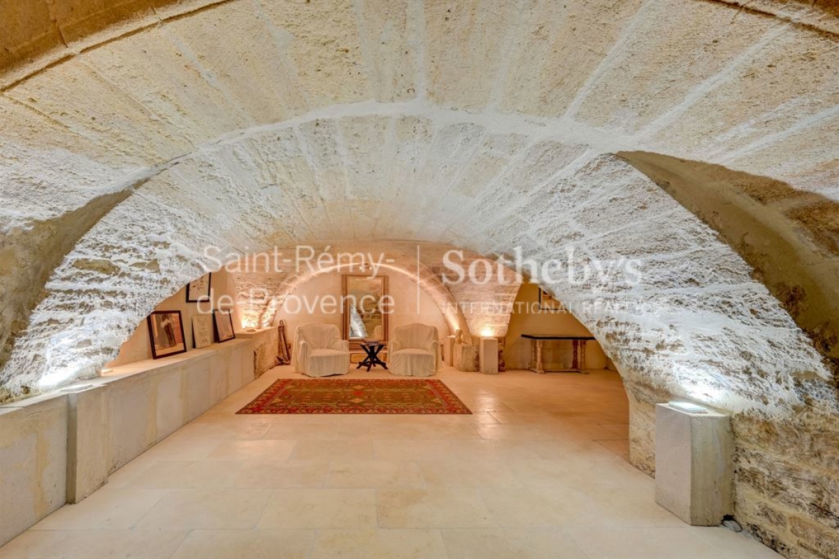 Luxury House for sale in Vallabrègues, 450 000 €, Photo 6