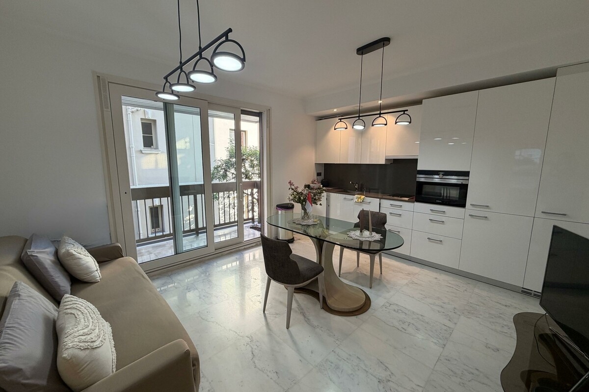Luxury Apartment for sale in Monaco, 3 700 000 €, Photo 1