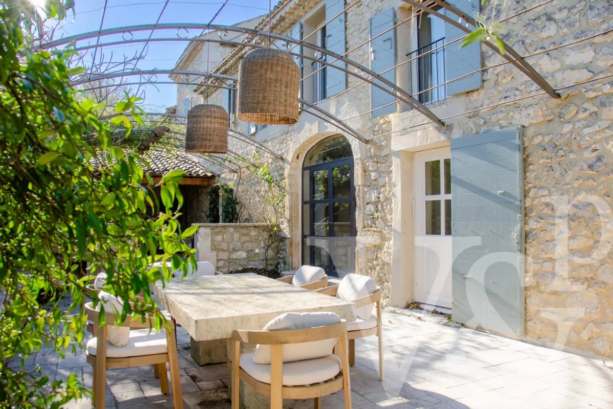 Maison de luxe à vendre à Eygalières, 2 990 000 €, Photo 1