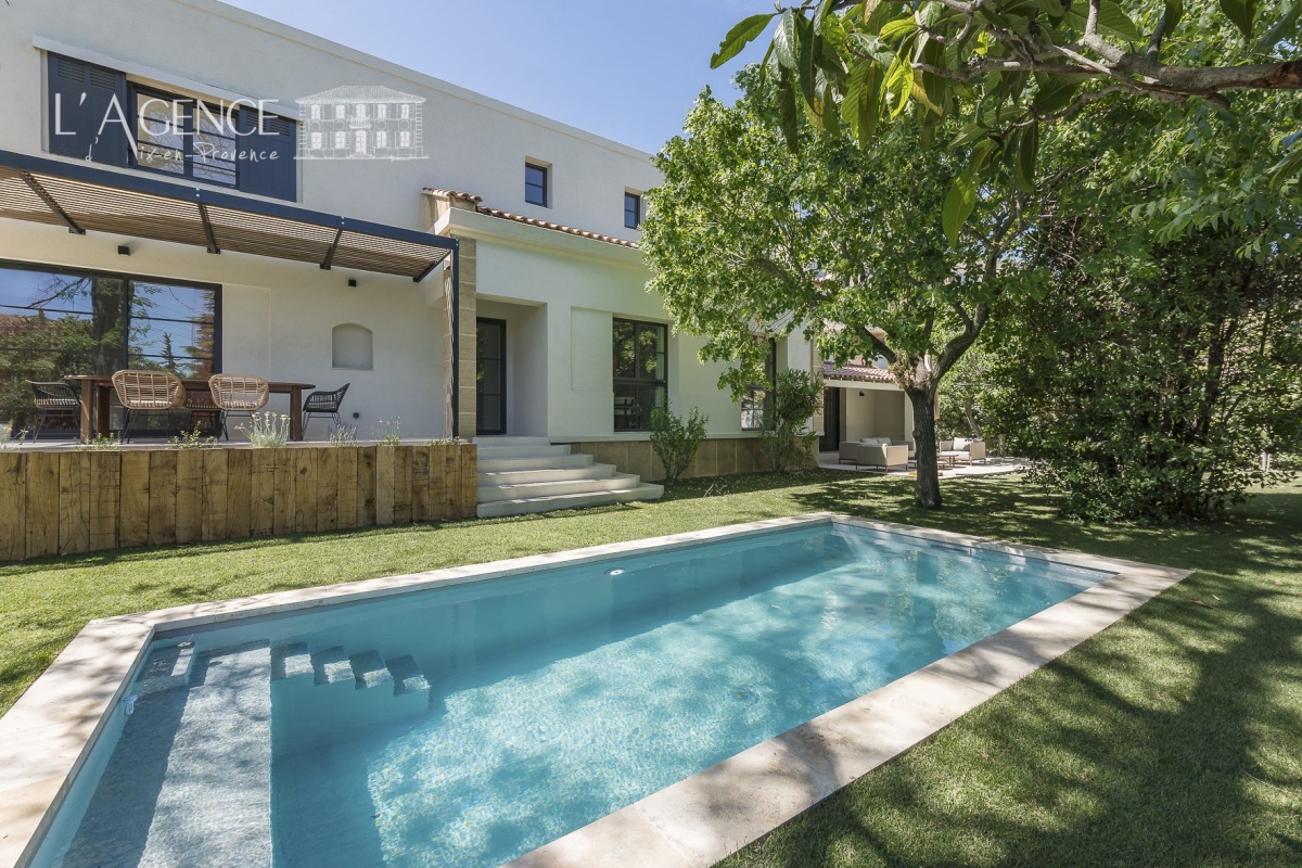 Maison de luxe à vendre à Aix-en-Provence, 1 230 000 €, Photo 2