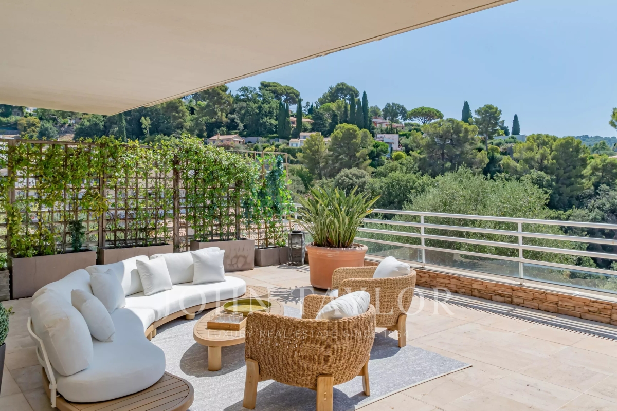 Luxury Apartment for sale in Le Cannet, 1 700 000 €, Photo 2