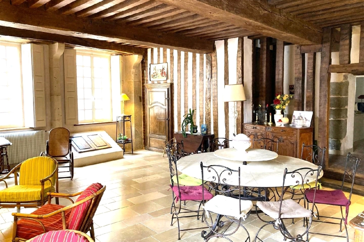 Maison de luxe à vendre à Semur-en-Auxois, 460 000 €, Photo 4
