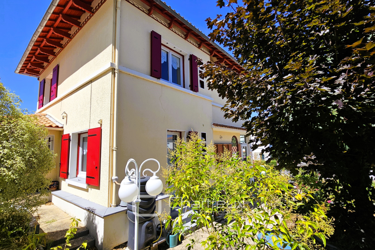 Maison de luxe à vendre à Royan, 850 000 €, Photo 1