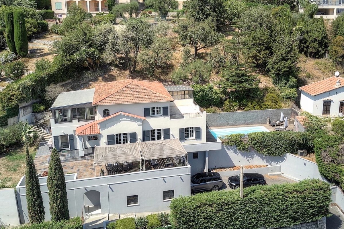 Maison de luxe à vendre à Vence, 2 390 000 €, Photo 1