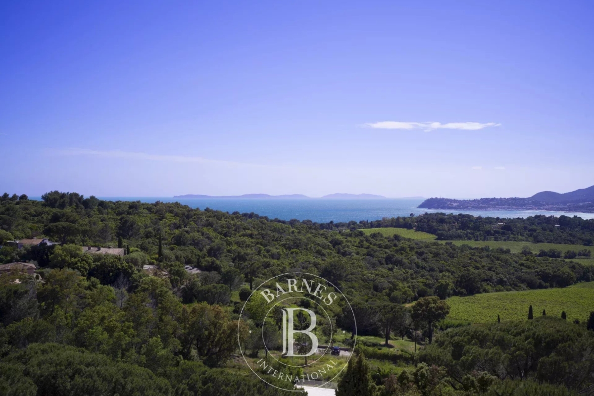 Luxury Apartment for sale in La Croix-Valmer, 860 000 €, Photo 3