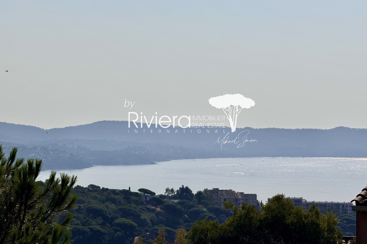 Maison de luxe à vendre à Cavalaire-sur-Mer, 949 000 €, Photo 5