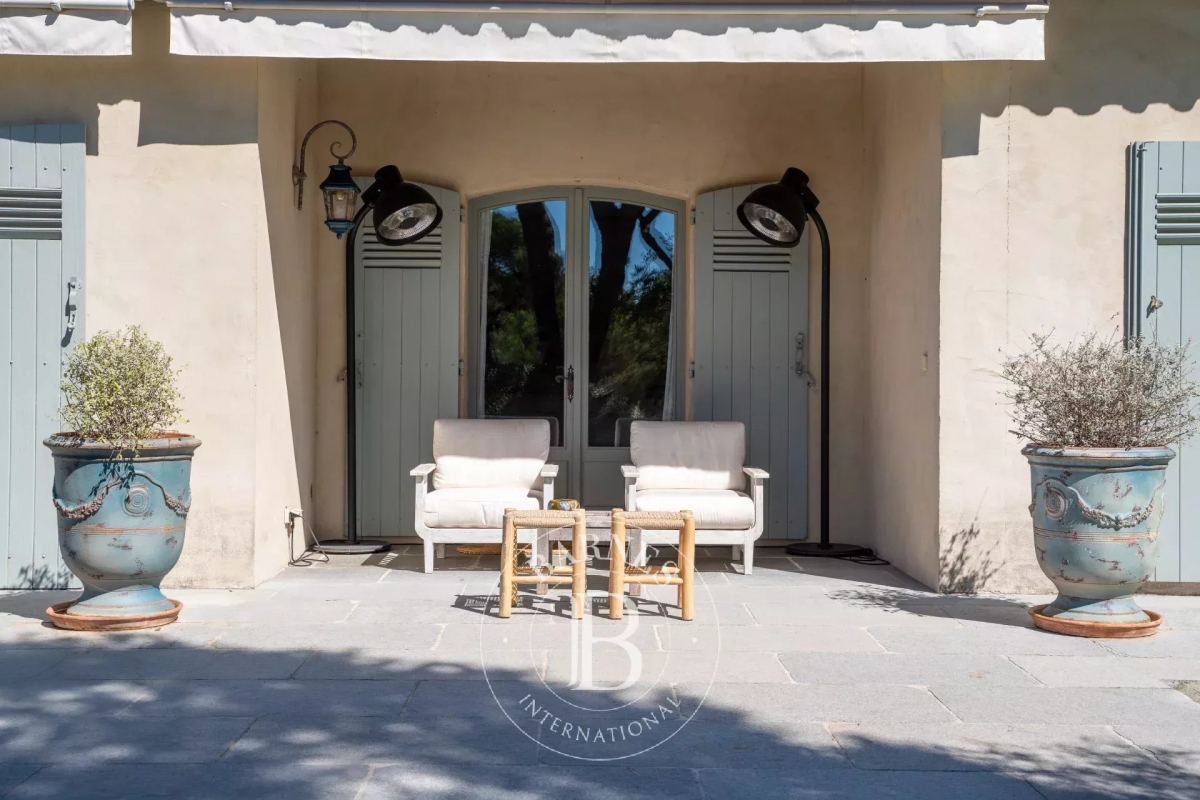 Luxury House for sale in Grimaud, 2 385 000 €, Photo 5