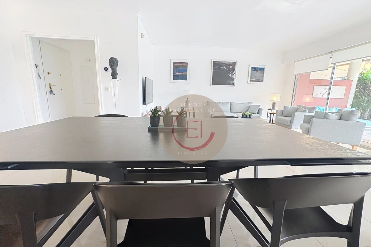 Luxury Apartment for sale in Mandelieu-la-Napoule, 1 100 000 €, Photo 7