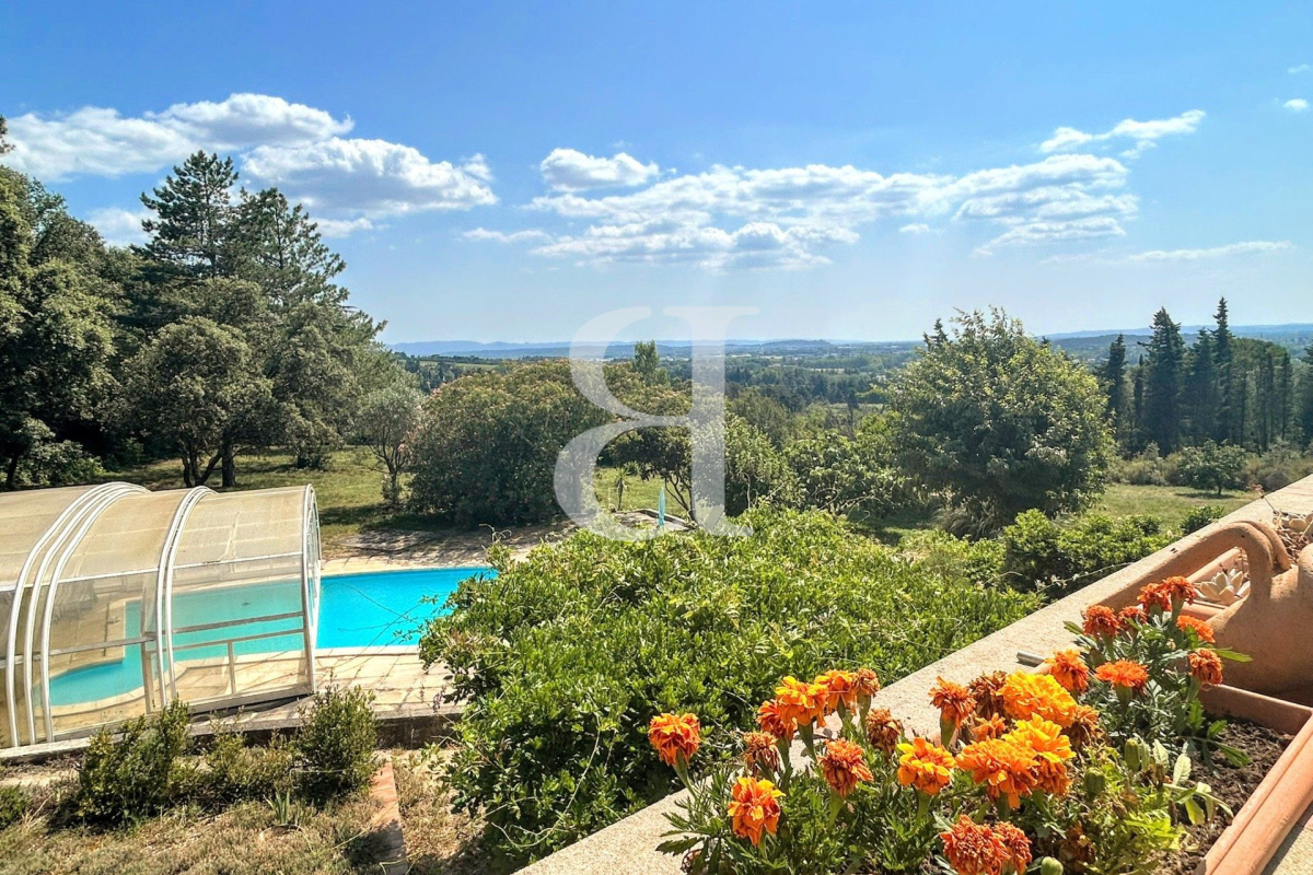 Maison de luxe à vendre à Châteauneuf-de-Gadagne, 619 000 €, Photo 1